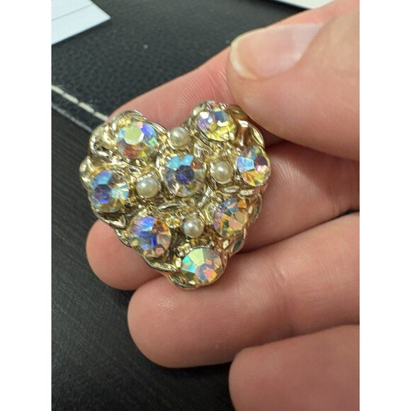 Lovely Crystal Vintage Gold Tone Heart Brooch Pin ~1” - Picture 7 of 7